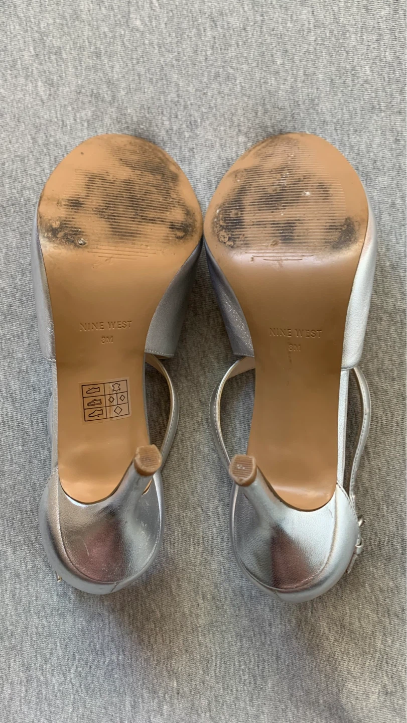 Nine West Silver Heels - Size 8 - photo 4