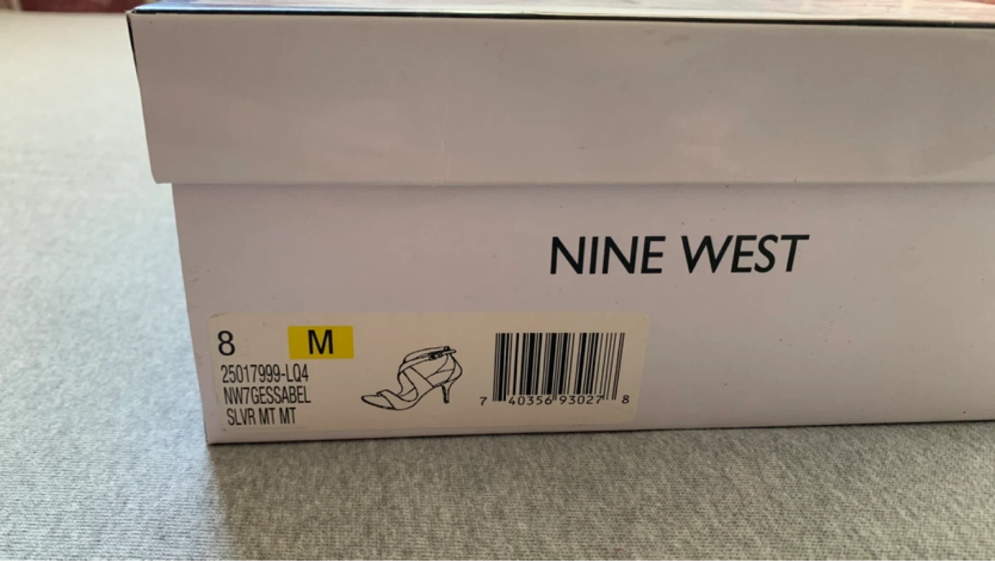 Nine West Silver Heels - Size 8 - photo 3