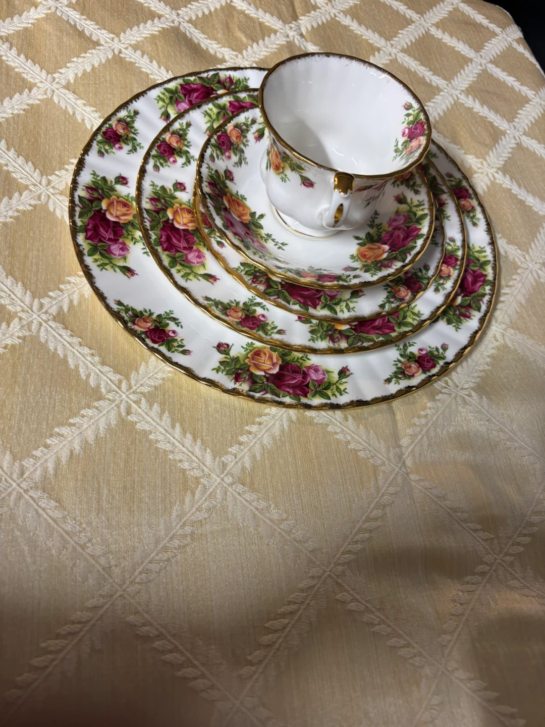 Royal Albert Old Country Roses Tea Cup & Saucer Set - photo 2