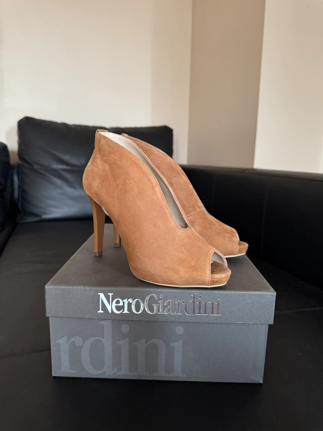 Nero Giardini Women’s Suede Ankle Shoes - photo 2
