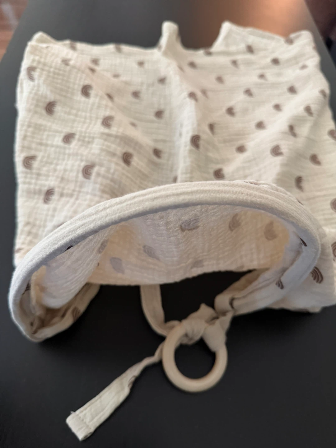 Like New Muslin Nursing Cover for Breastfeeding - photo 2