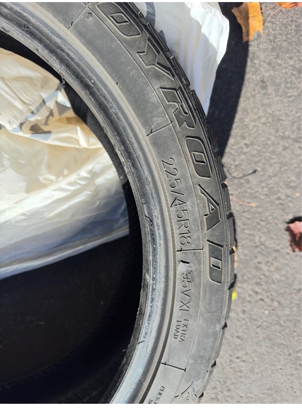 Winter Tire - 225/45R18 95V XL - photo 3