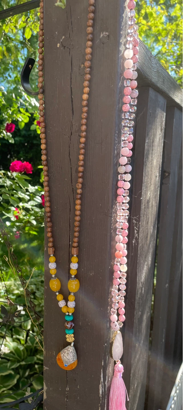 TWO BEAUTIFUL HAND BEADED NECKLACES - photo 4