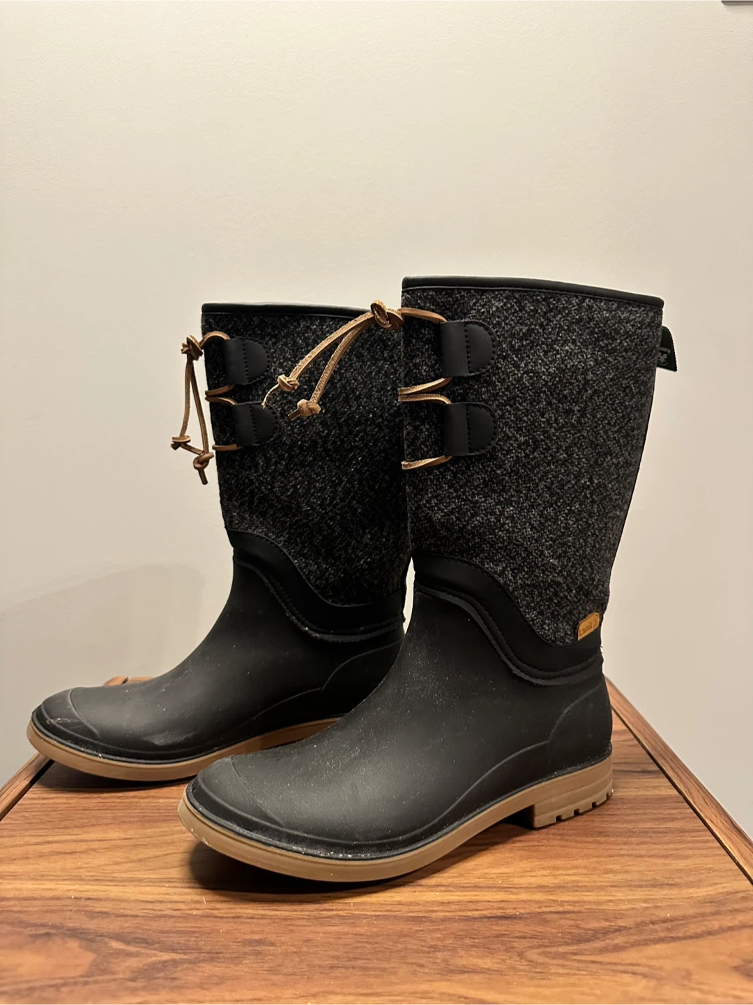 Kamik Abigail Women's Boots - Size 8 - photo 2