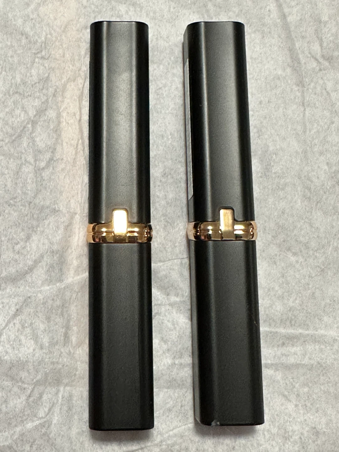 L'Oréal Colour Riche Lipstick - Shade 142 - photo 2