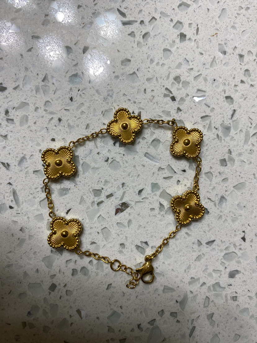 Gold Clover Bracelet