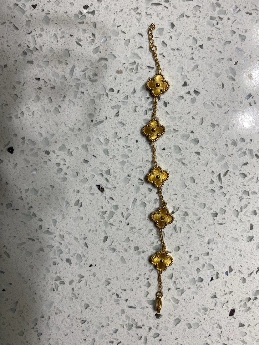 Gold Clover Bracelet - photo 2