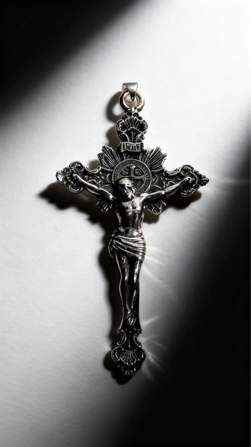 Silver Crucifix Pendant