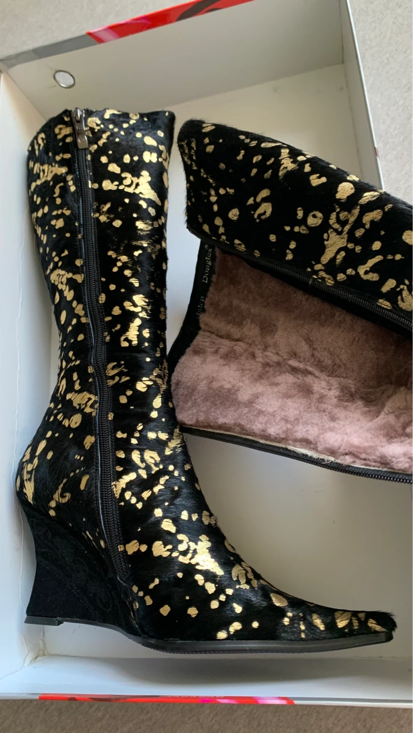 Brand New Black + Gold Furry Texture Wedge Boots - Size 8-8.5 - photo 2