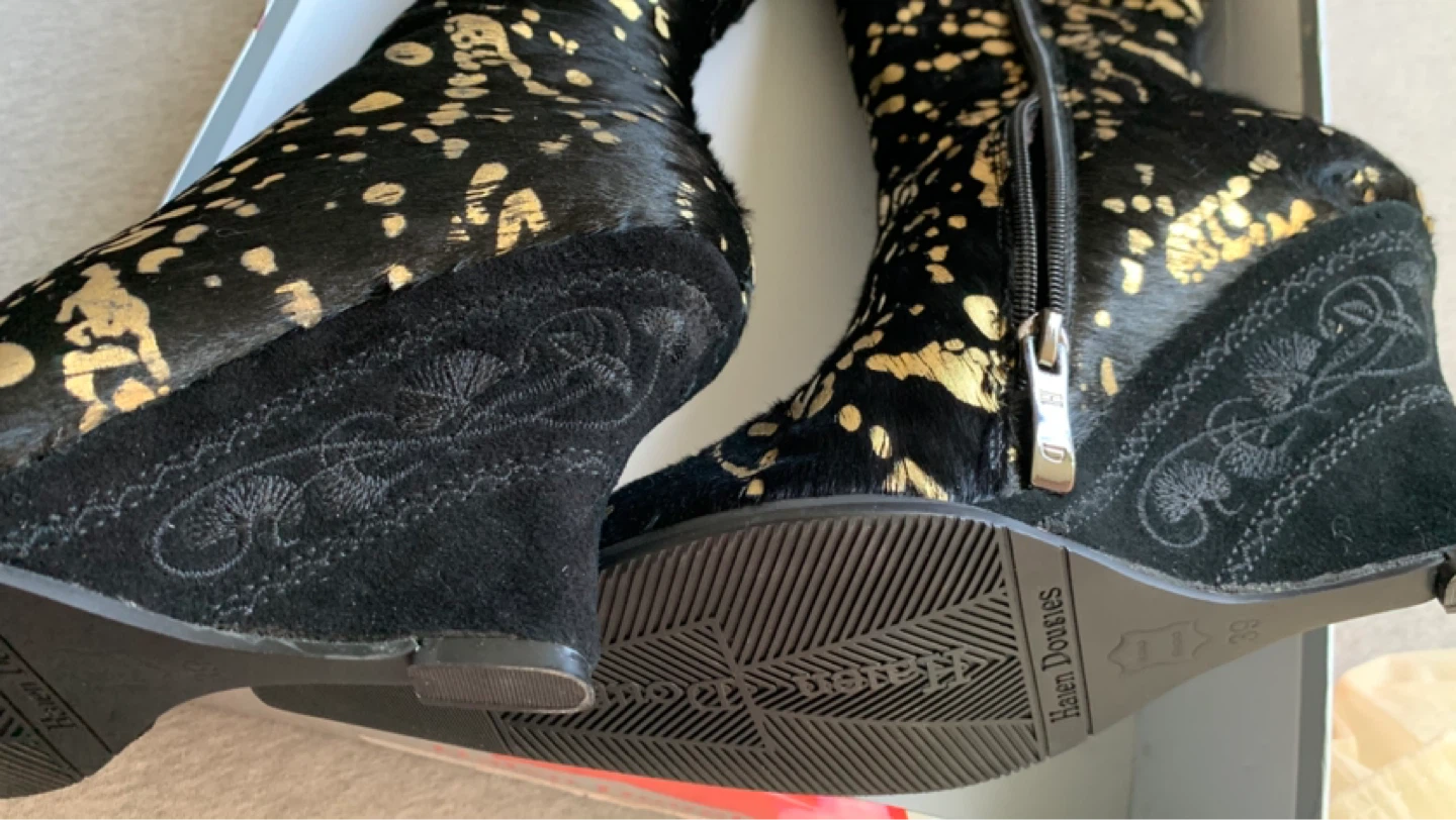 Brand New Black + Gold Furry Texture Wedge Boots - Size 8-8.5 - photo 3