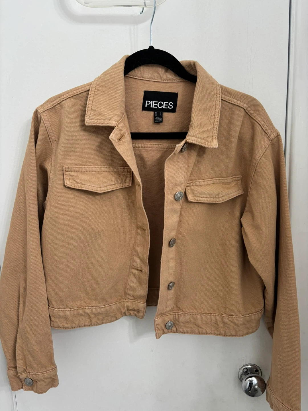 PIECES Tan Cropped Denim Jacket