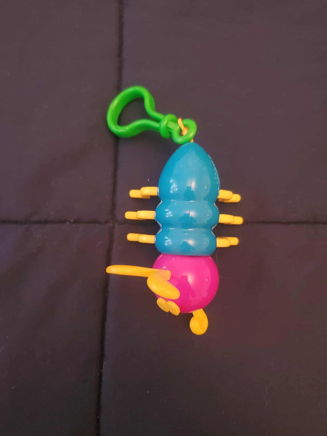 Vintage 1999 Hasbro Cootie Bug Vibrating Keychain Toy Original - photo 4