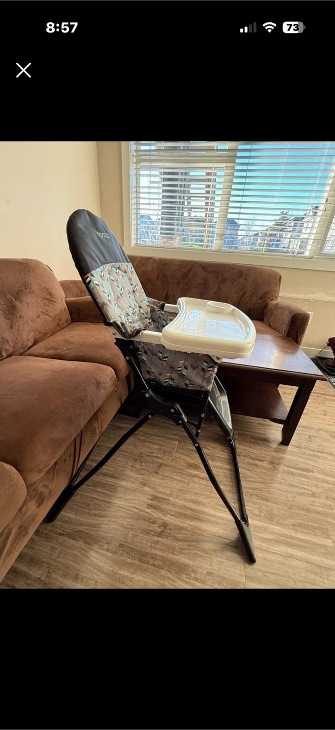 Cosco High Chair - photo 2