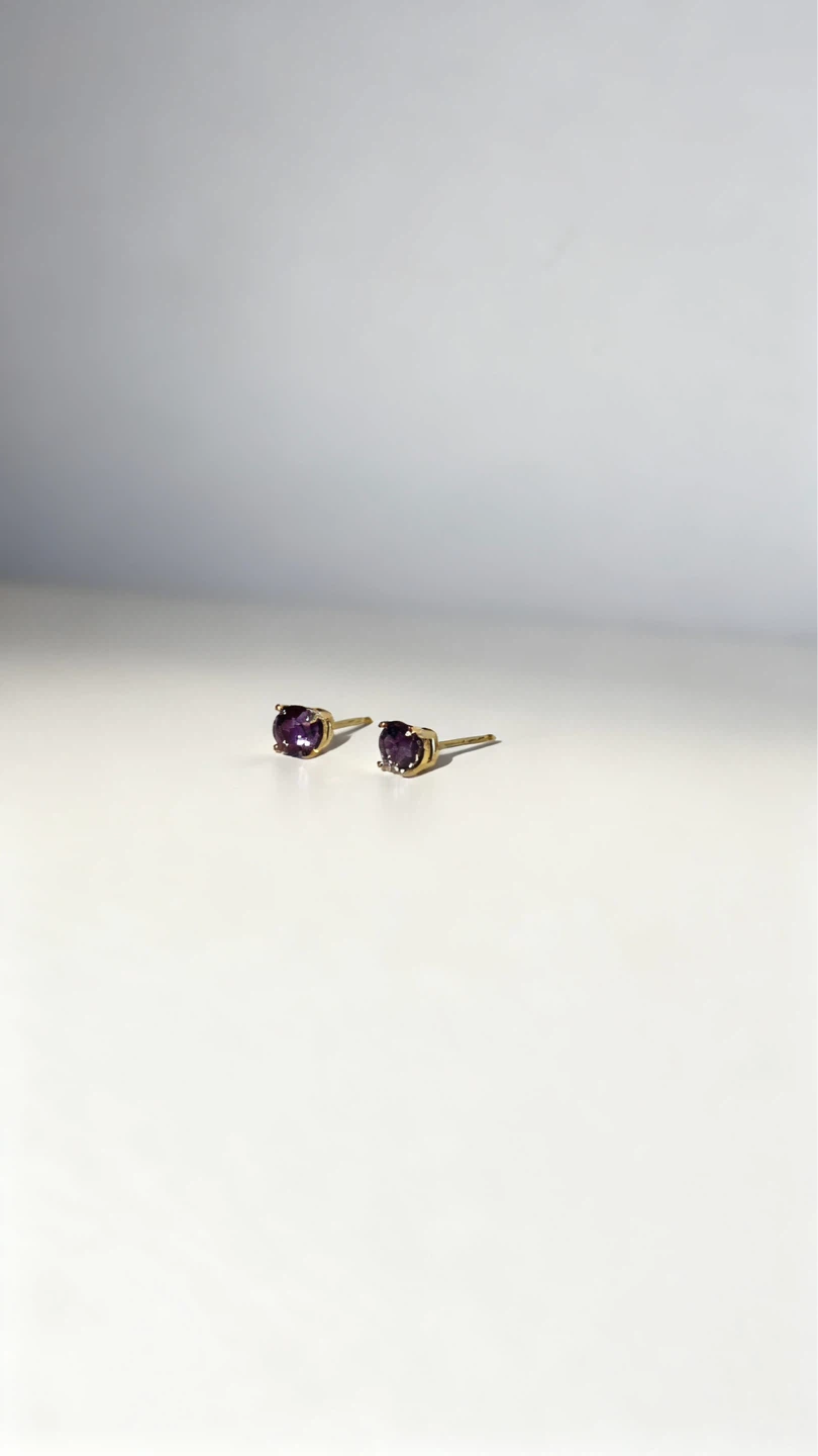 Enchanting Alexandrite & 14K Yellow Gold Stud Earrings - photo 2