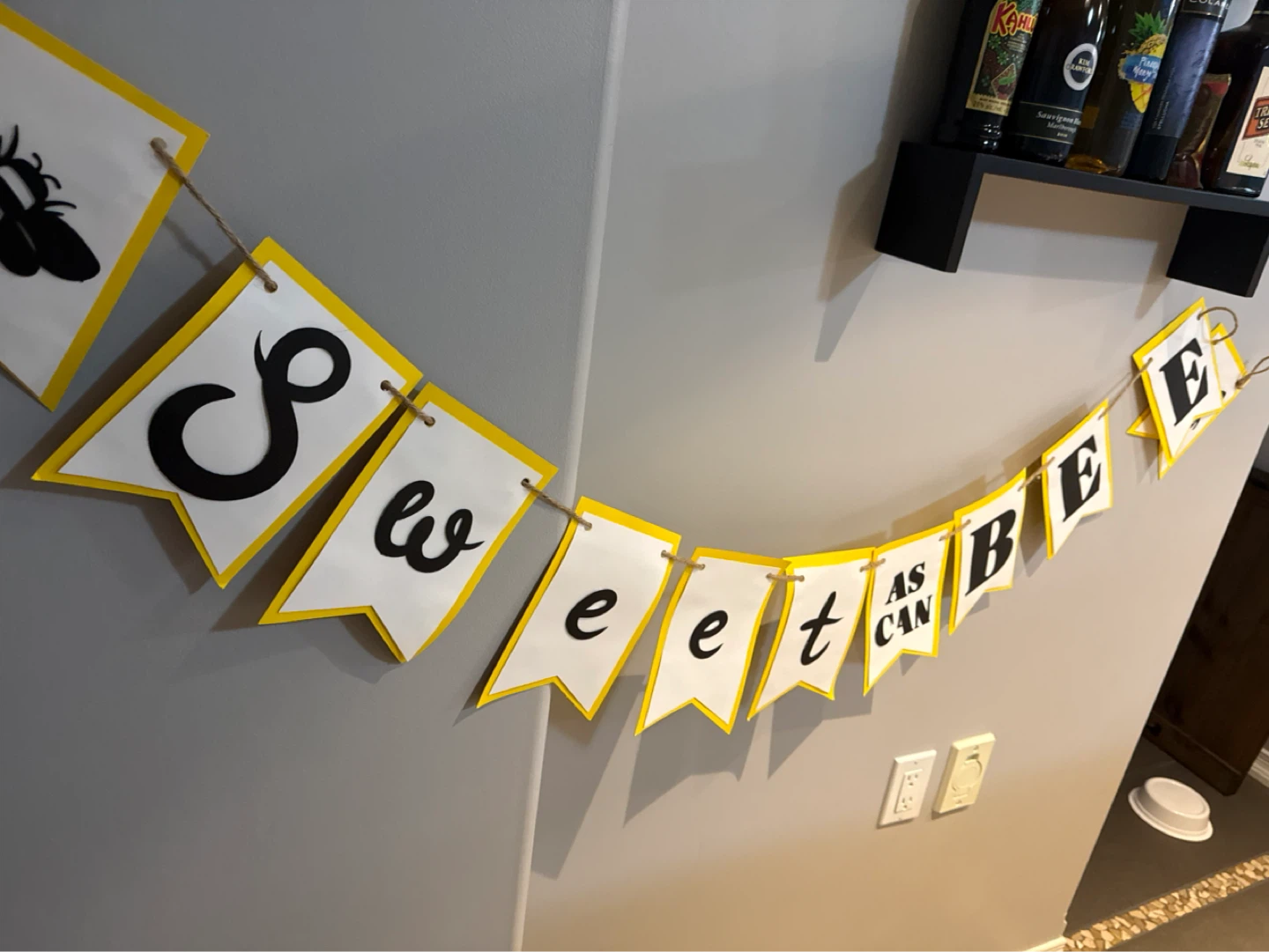 Bee Themed Baby Shower Decor Set - photo 2