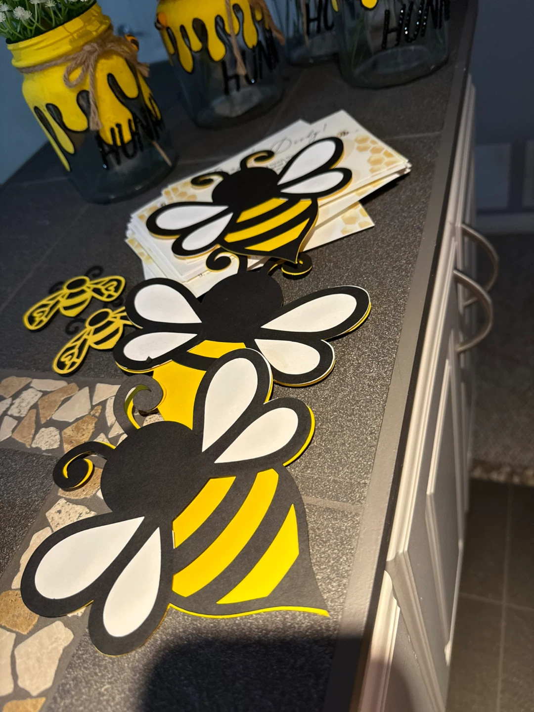 Bee Themed Baby Shower Decor Set - photo 5