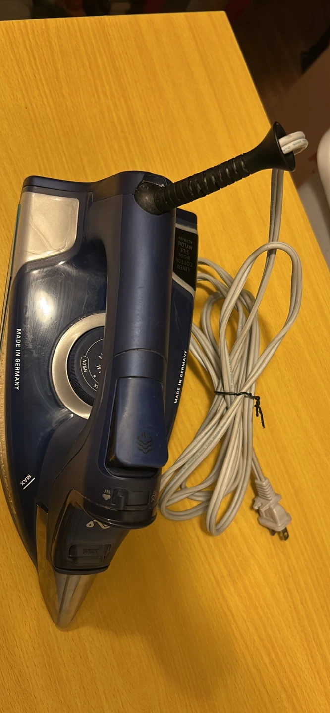 Rowenta Steamforce Iron