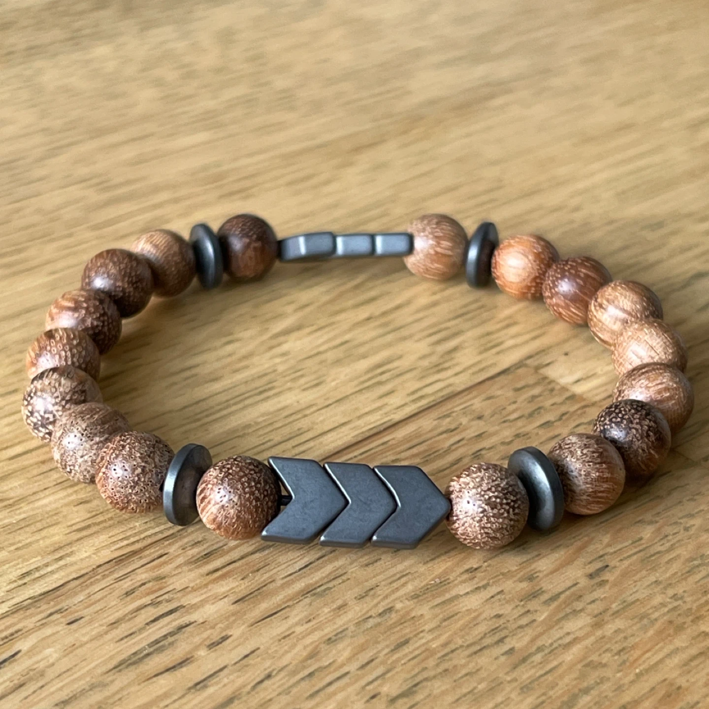 The Lucky Few T21 - Wood & Hematite bracelet - photo 2