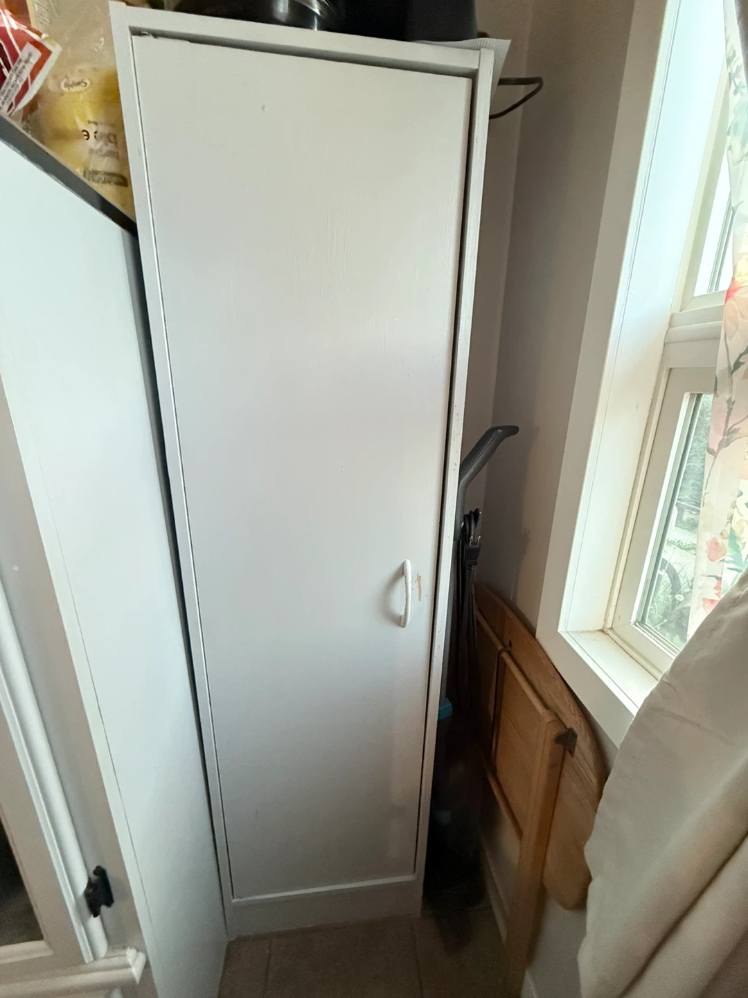 Kitchen Cabinet
