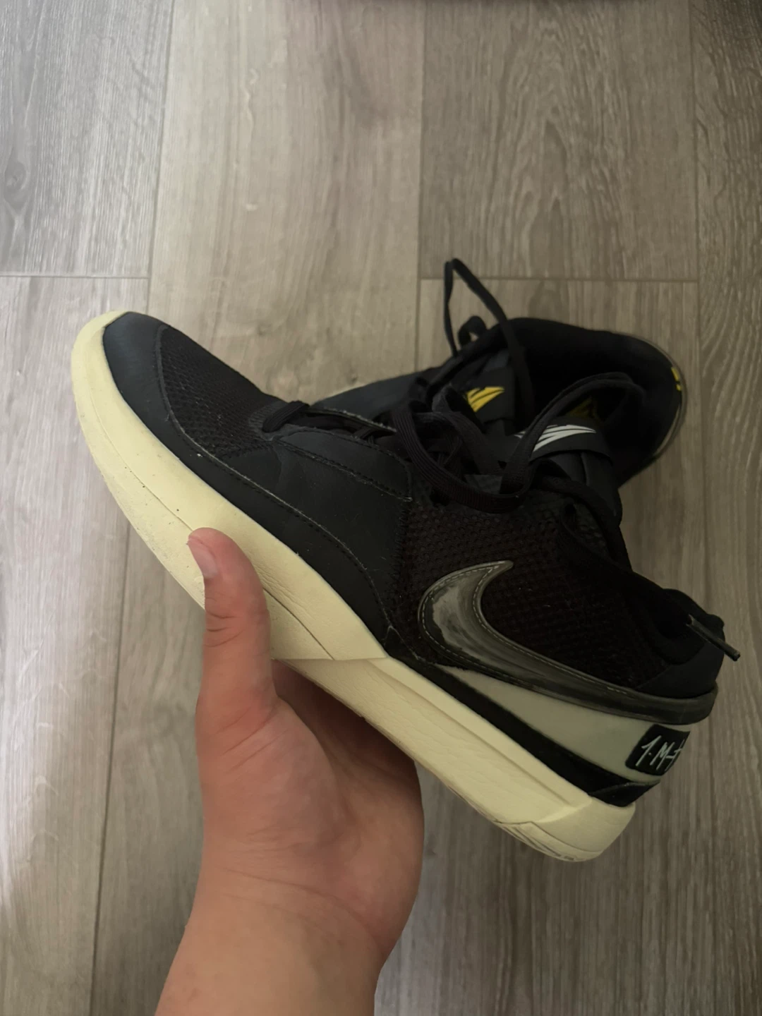 $20 shoes