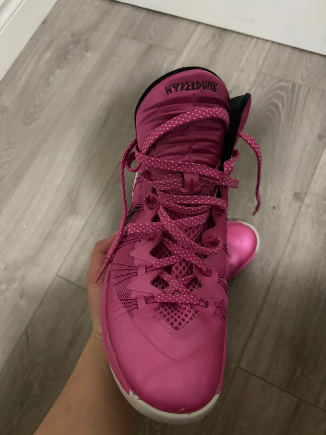 Pink nike hypedunks size 9.5 - photo 2