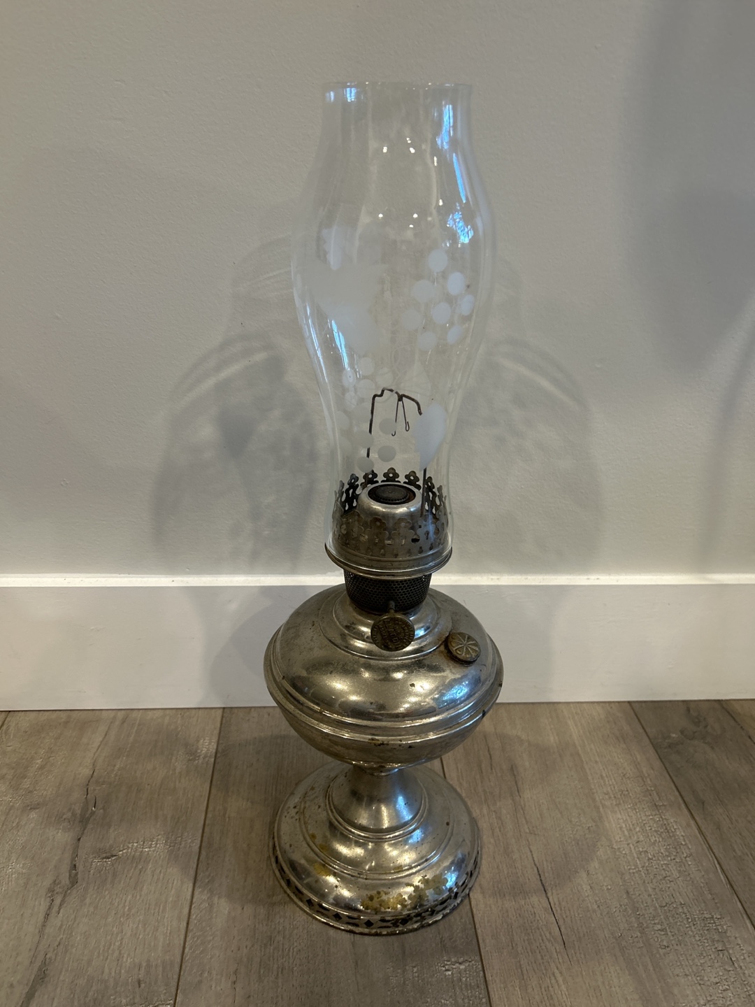 Aladdin Oil Lamp with Glass Shade