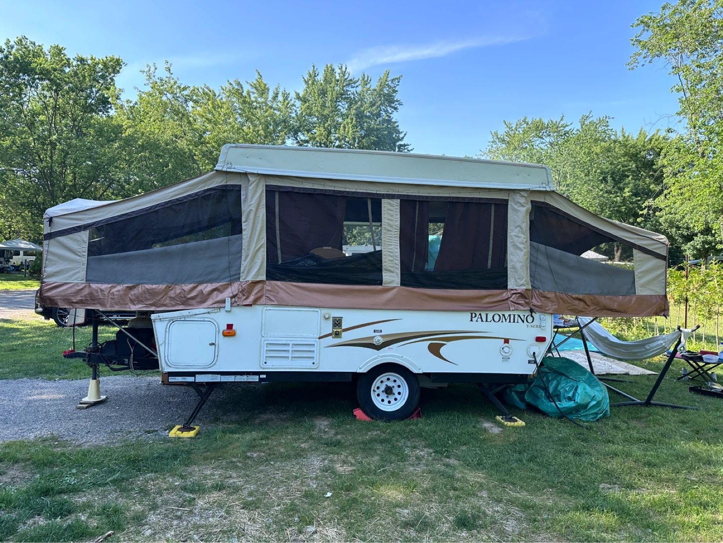 Pop up camper - photo 3