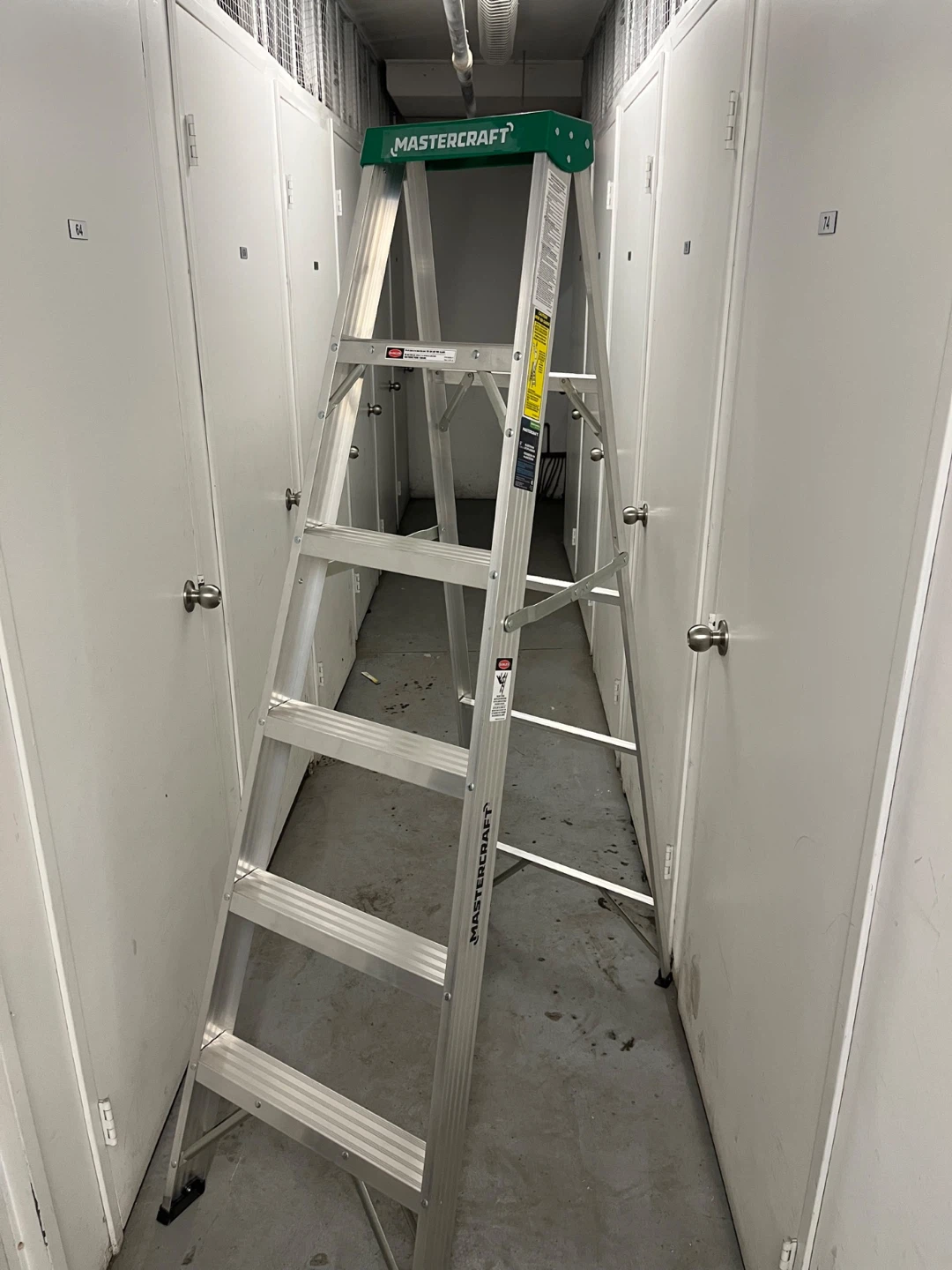 Mastercraft 6 ft Aluminum Ladder