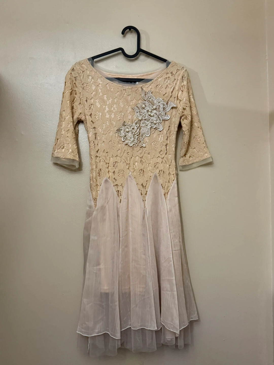 Beige Lace Floral Dress Kids Meduim/Large