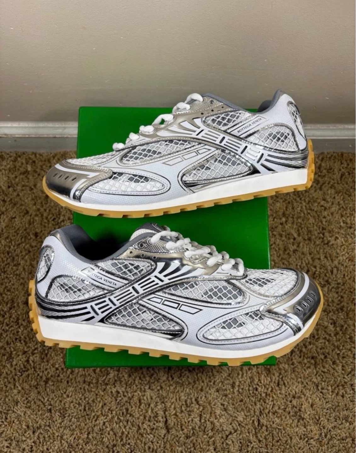 BOTTEGA VENETA White/Silver Mesh Runner Sneakers - photo 2