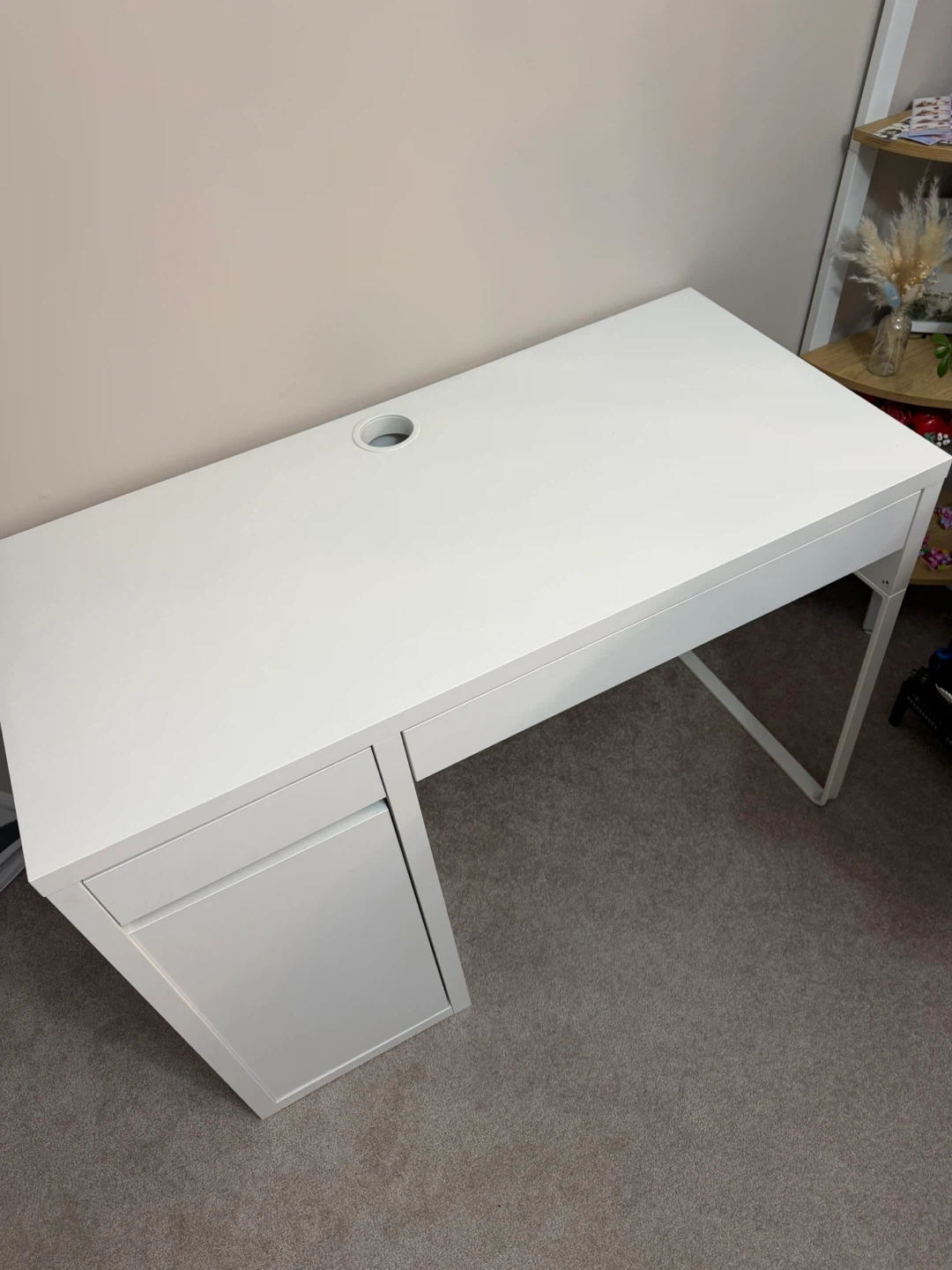 IKEA MICKE White Desk - photo 2