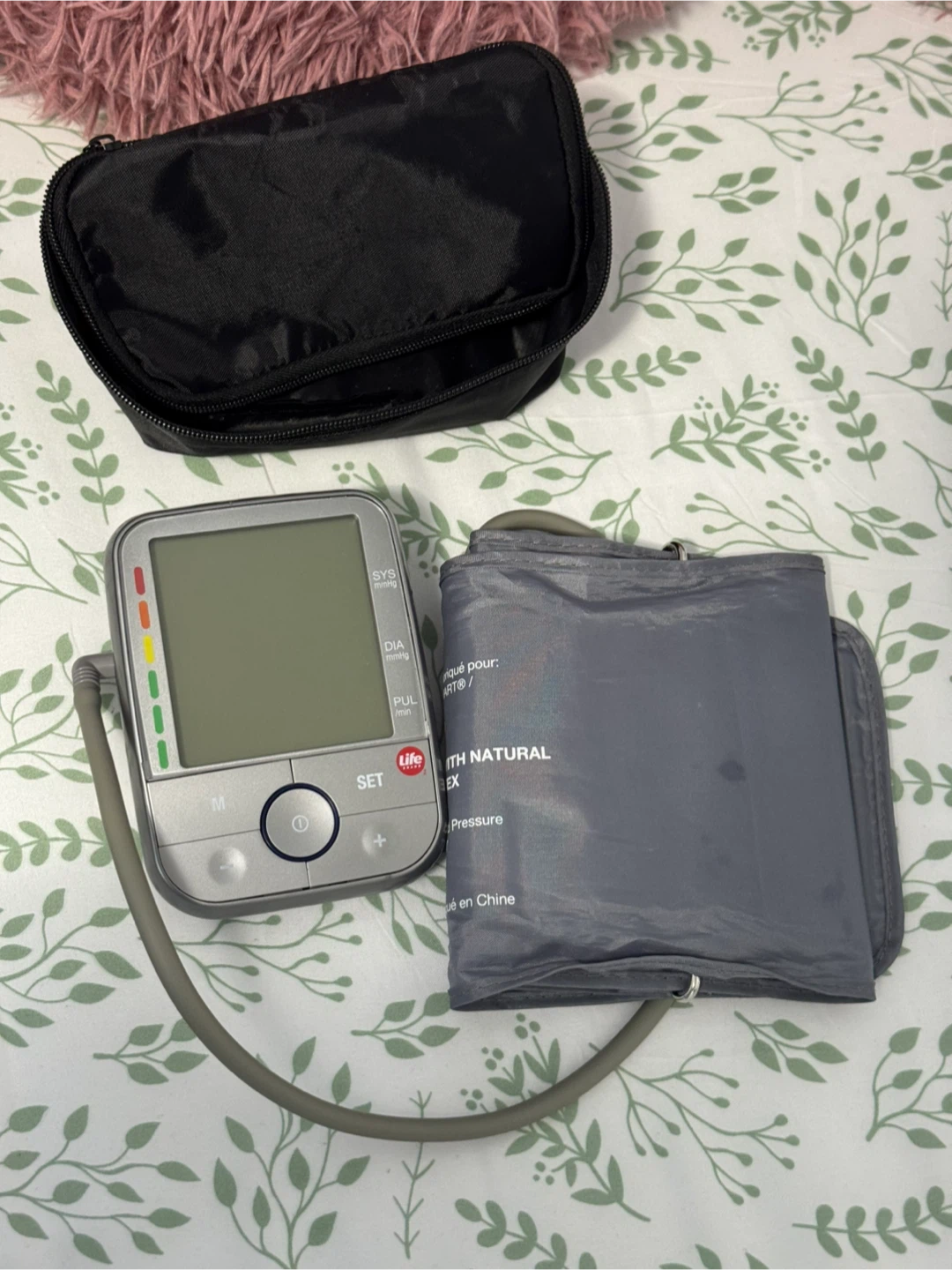 Blood Pressure Monitor - photo 2