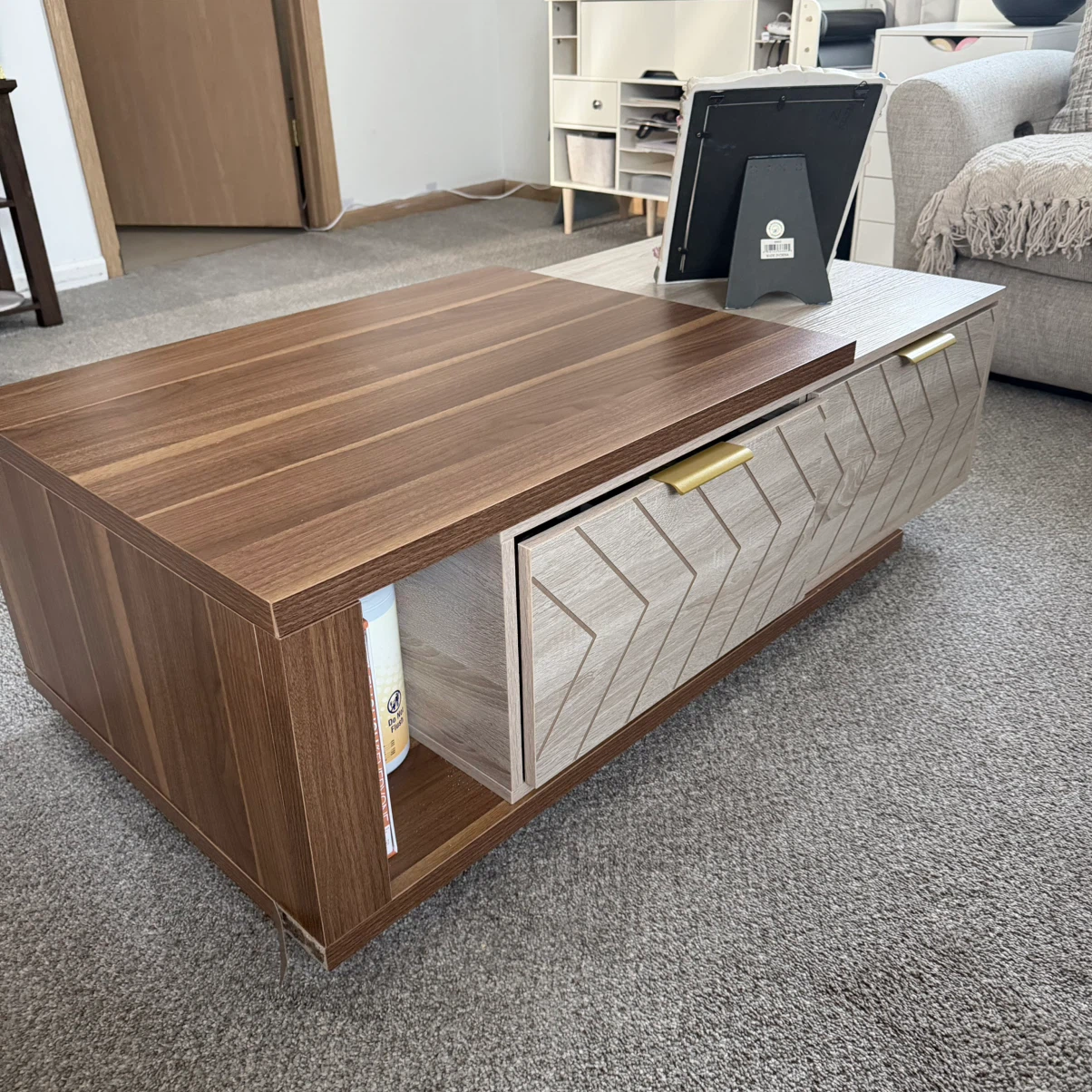 Sofas an coffee table - photo 2