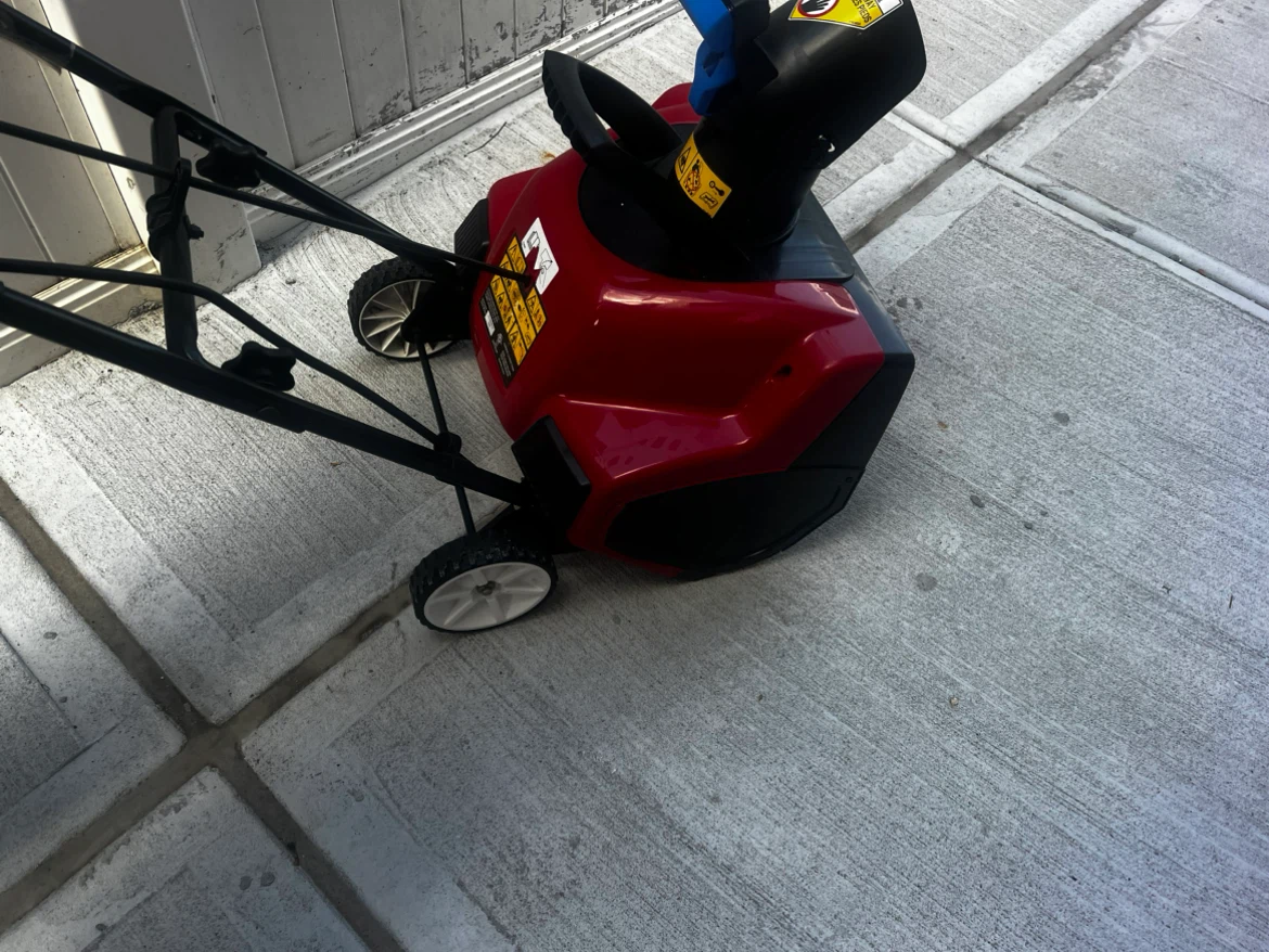 Toro Power Curve 18" Electric Snow Blower