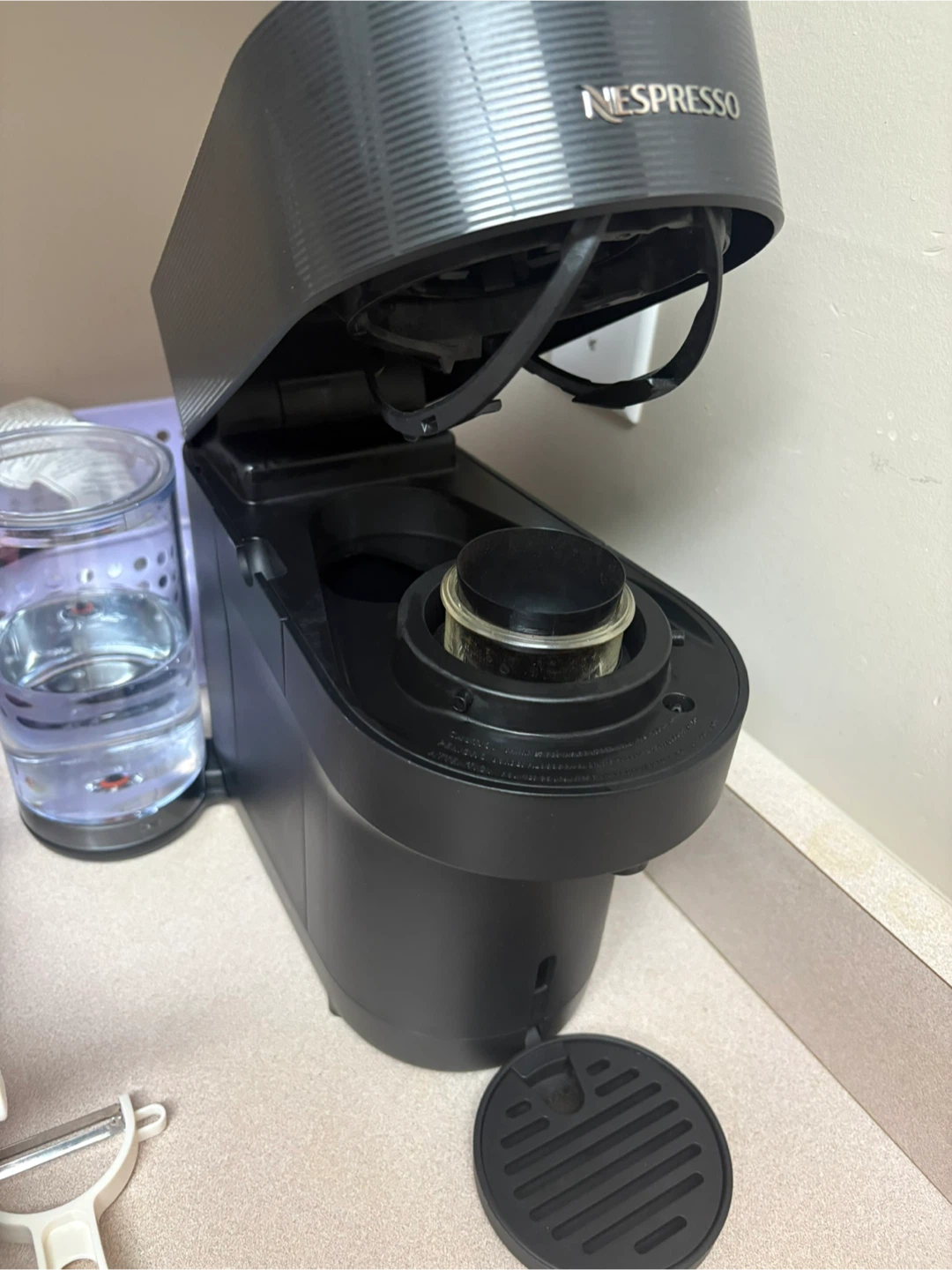 Nespresso Vertuo pop+ coffee machine