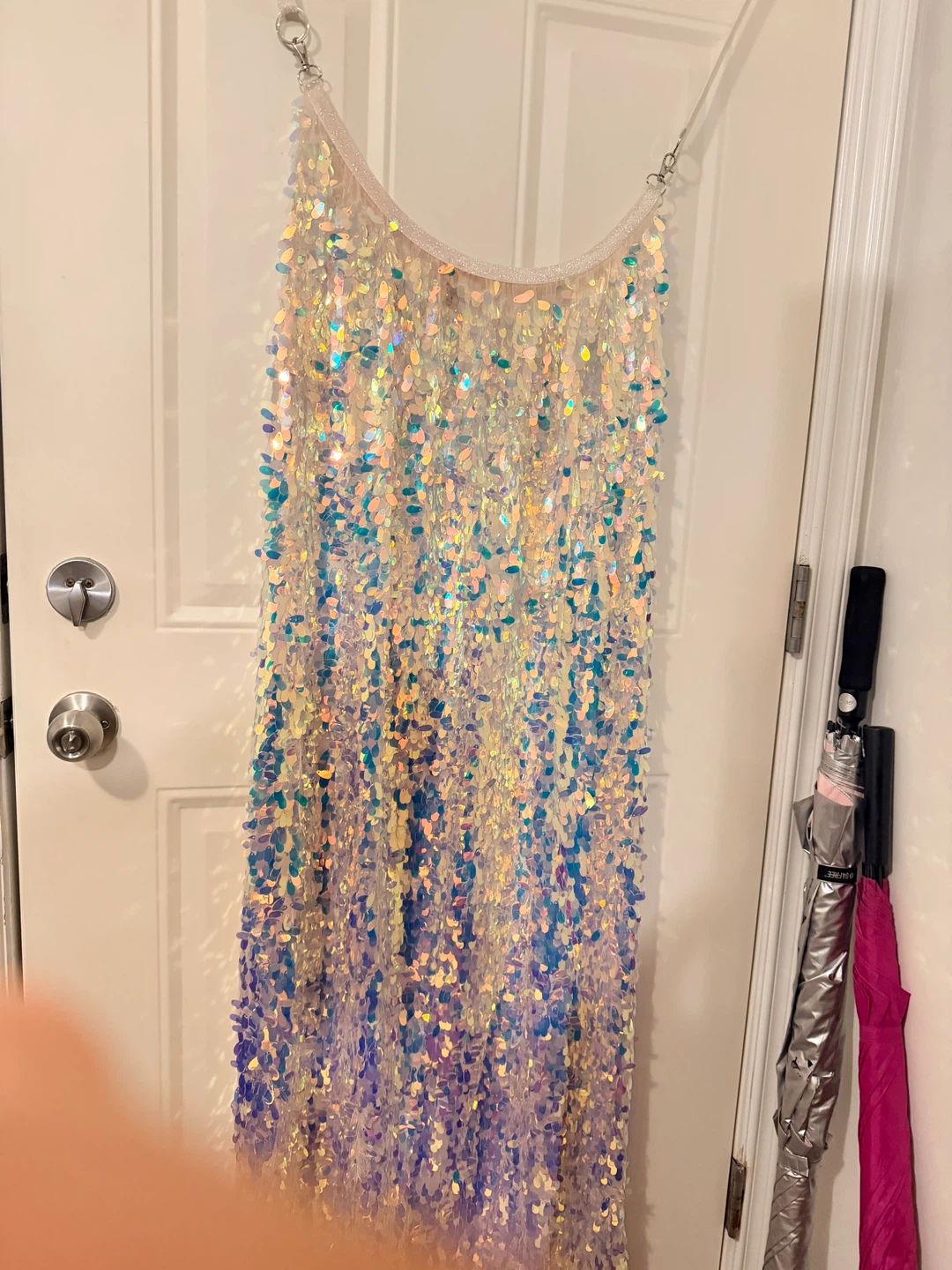 Sparkly Sequin cape - photo 2
