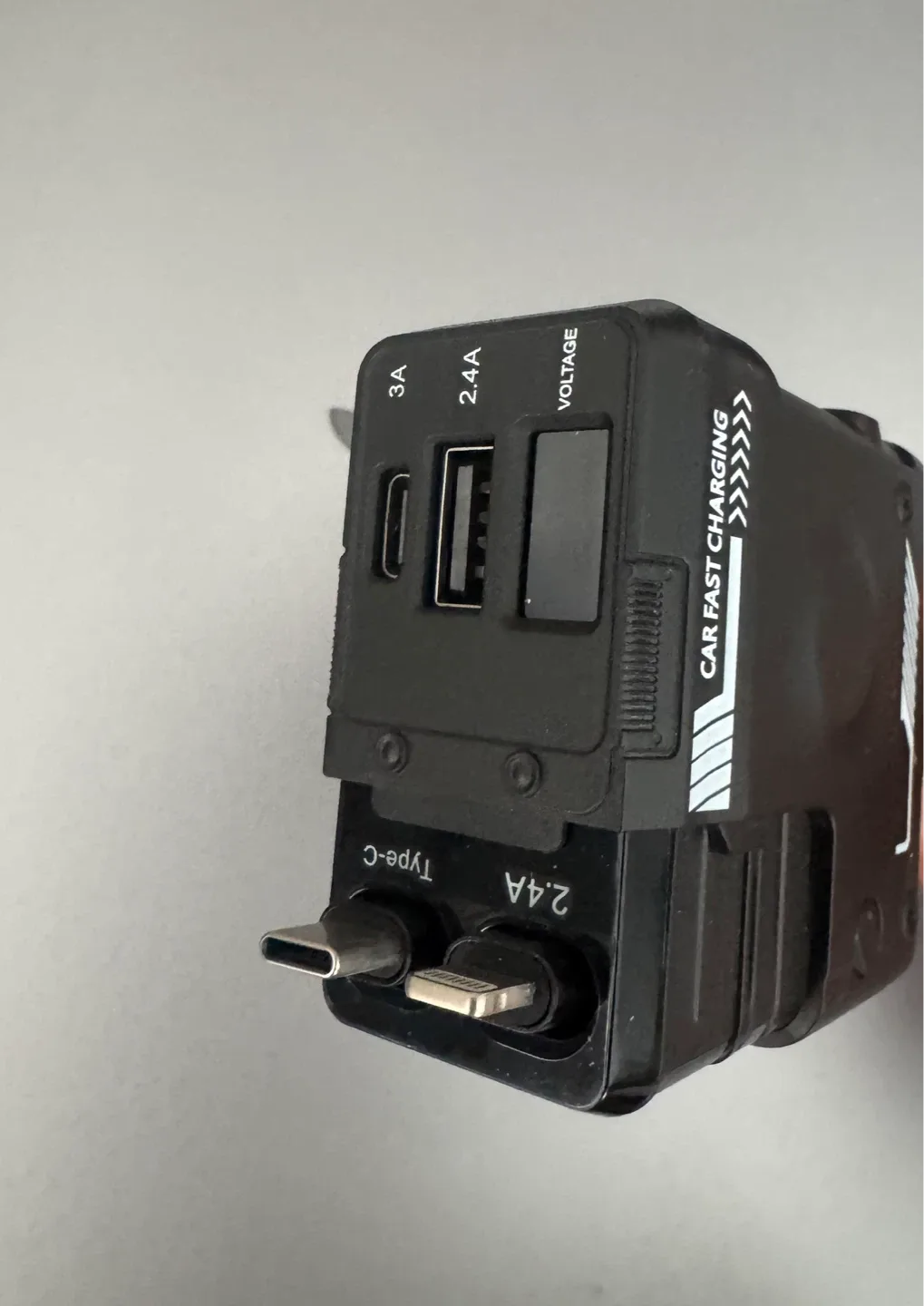 4in1 retractable car charger - 80cm cables - photo 2