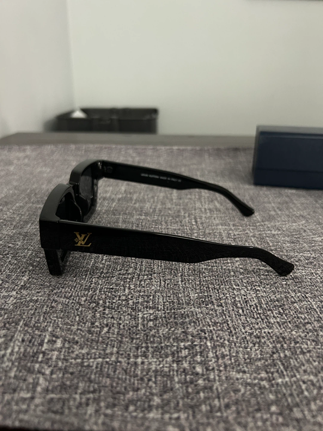 Louis Vuitton Sunglasses - photo 3
