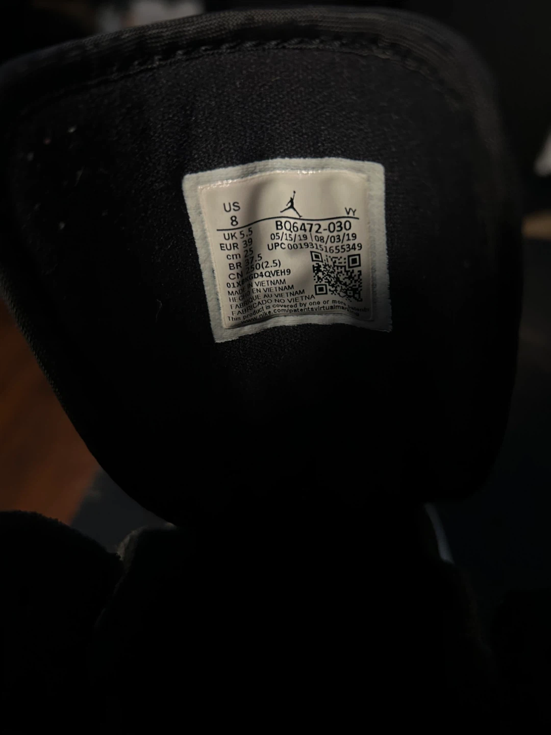 Air Jordan 1 Mid SE "Dark Mocha" Size 8 - photo 2