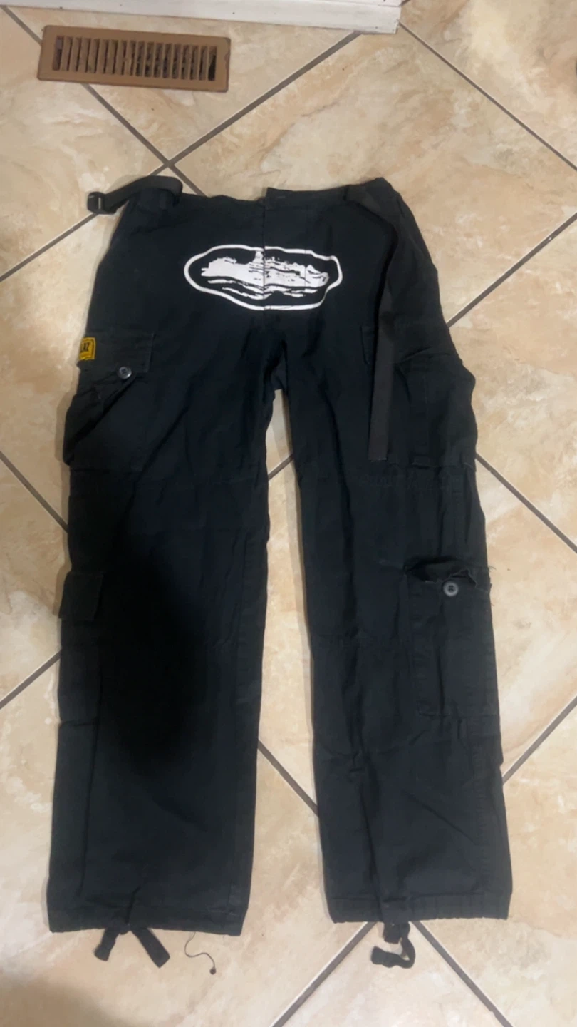 Black Corteiz cargo pants