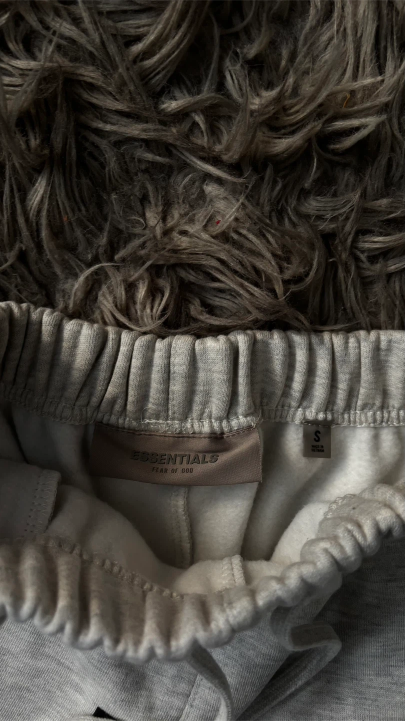 ESSENTIALS Fear of God Grey Sweat Shorts Size S - photo 2