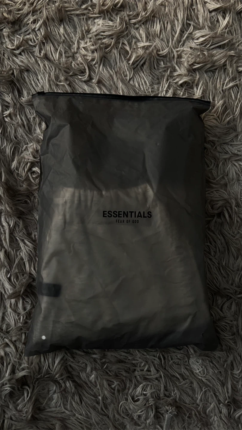 ESSENTIALS Fear of God Grey Sweat Shorts Size S - photo 3