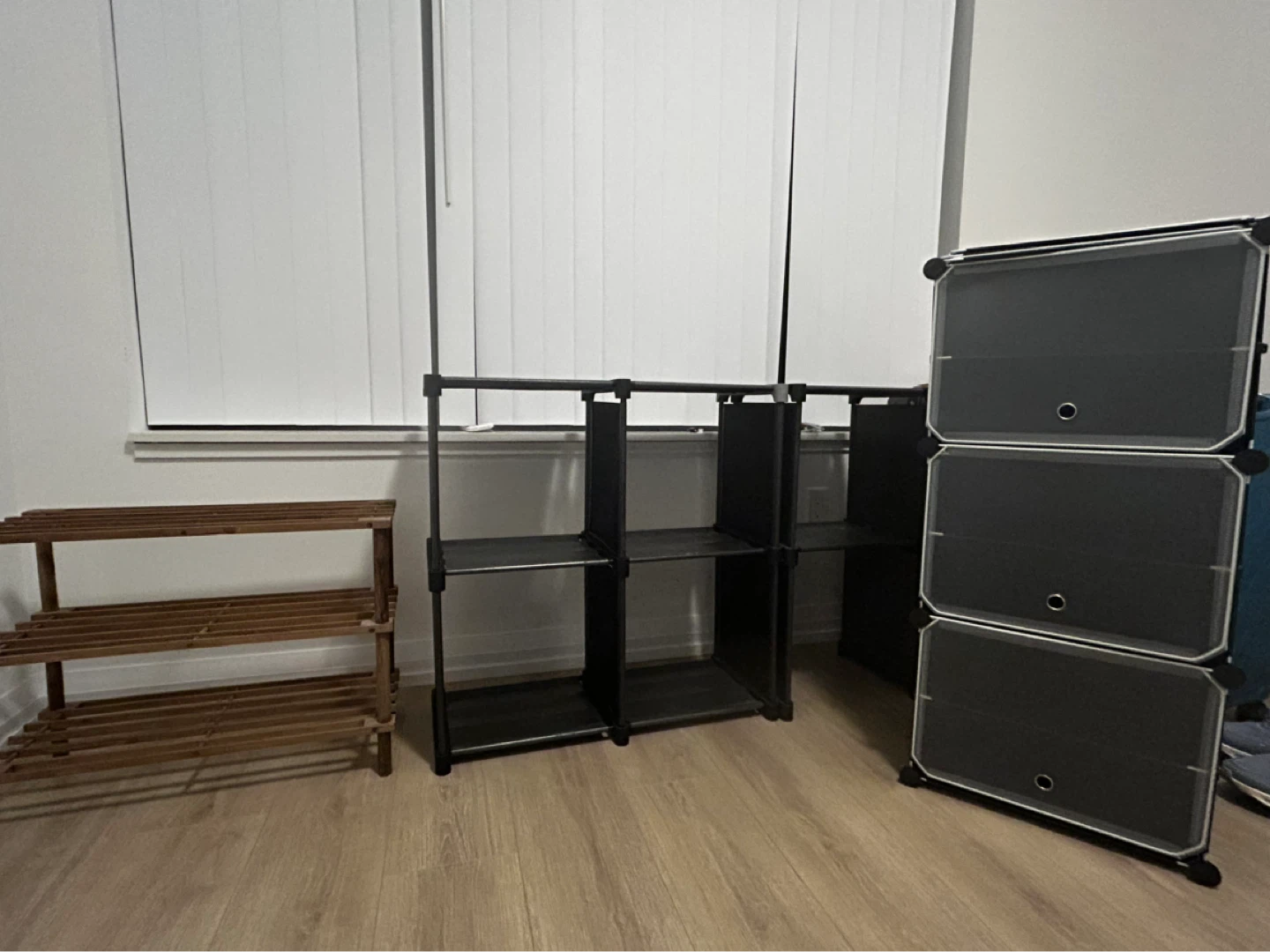 Set of Shoe Bench and Tier Modular Storage Cubes Shelf