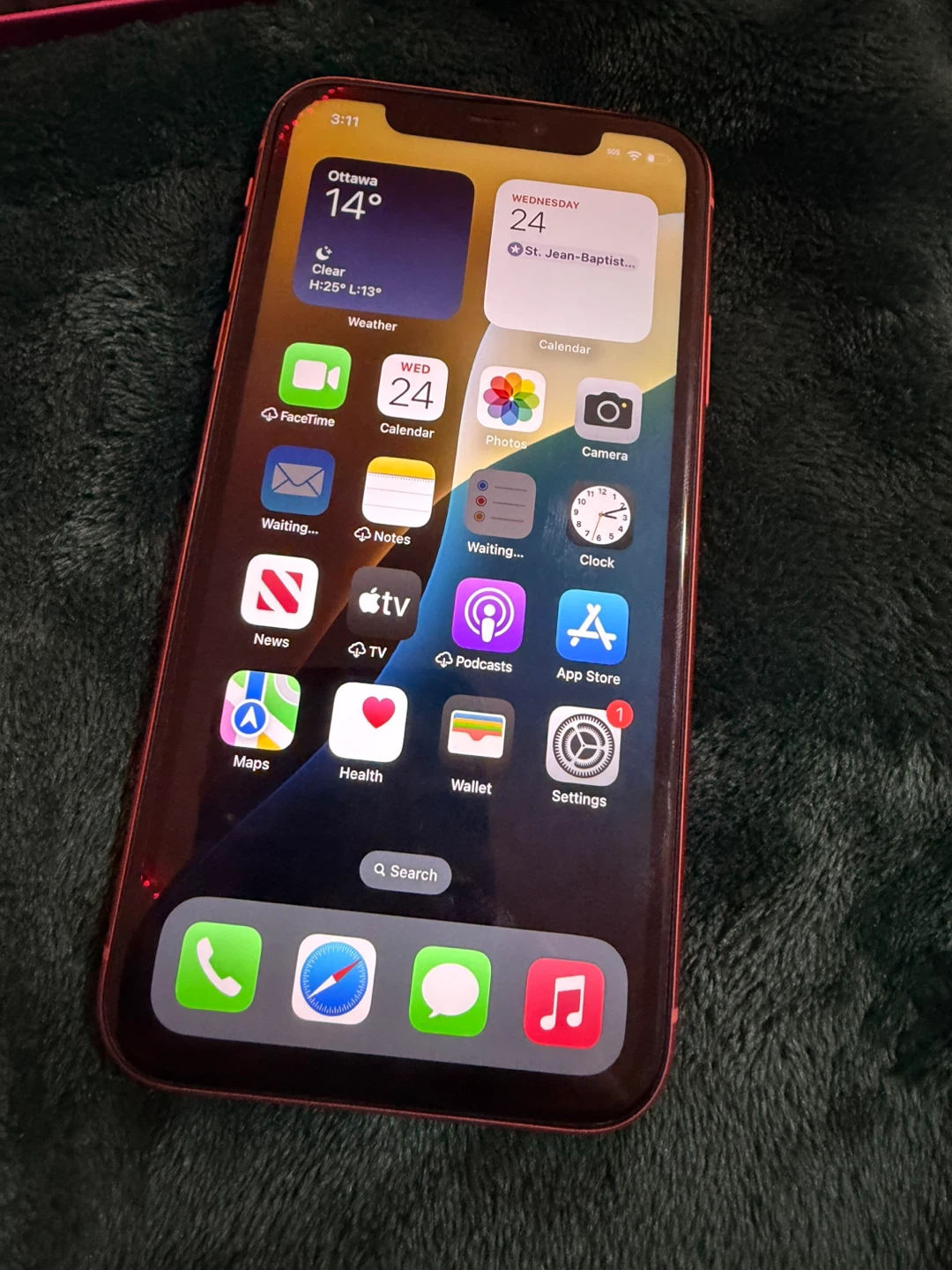 iPhone XR 64gb (coral)