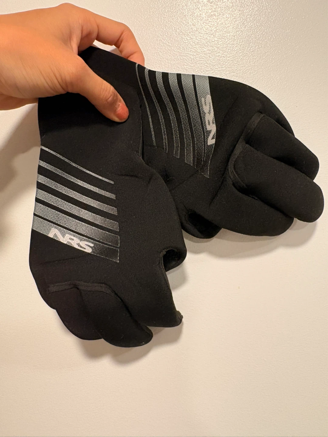 NRS Neoprene Gloves - Size S