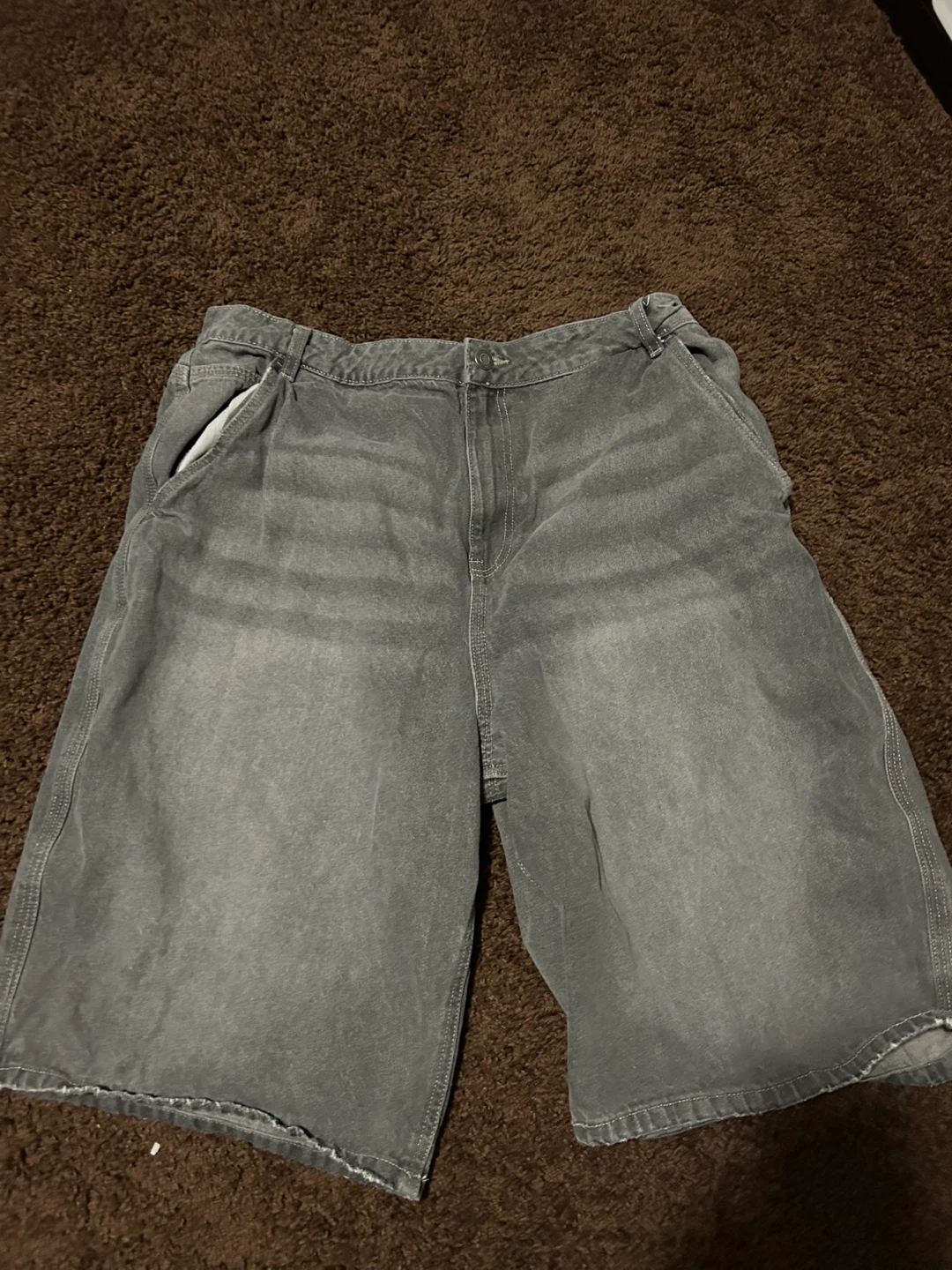 UH DENIM Skater Shorts Grey Size 36