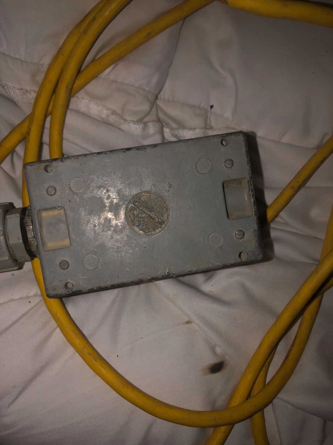 Industrial Extension Cord Outlet Box - photo 3