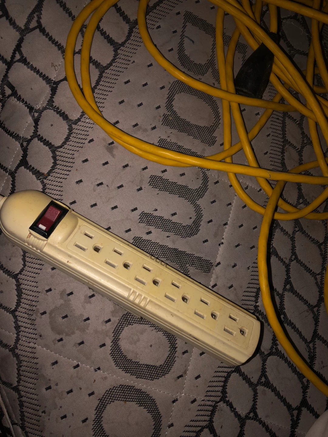 Surge Protector Power Strip - photo 2