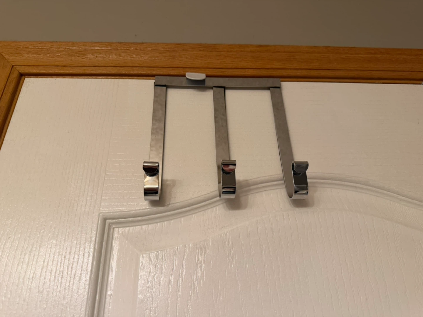 Over-the-door hook rack