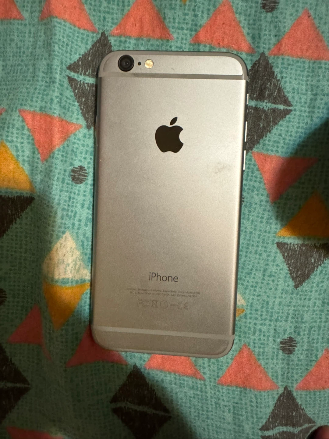 Apple iPhone 6s - Silver